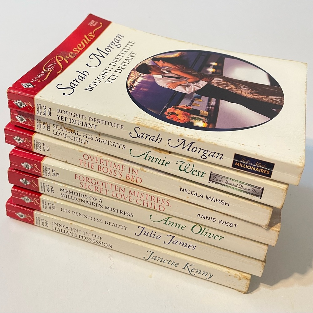 Lot of 7 HARLEQUIN PRESENTS Contemporary Paperback Collection of Romance
